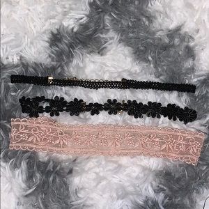 3 peice set chokers .